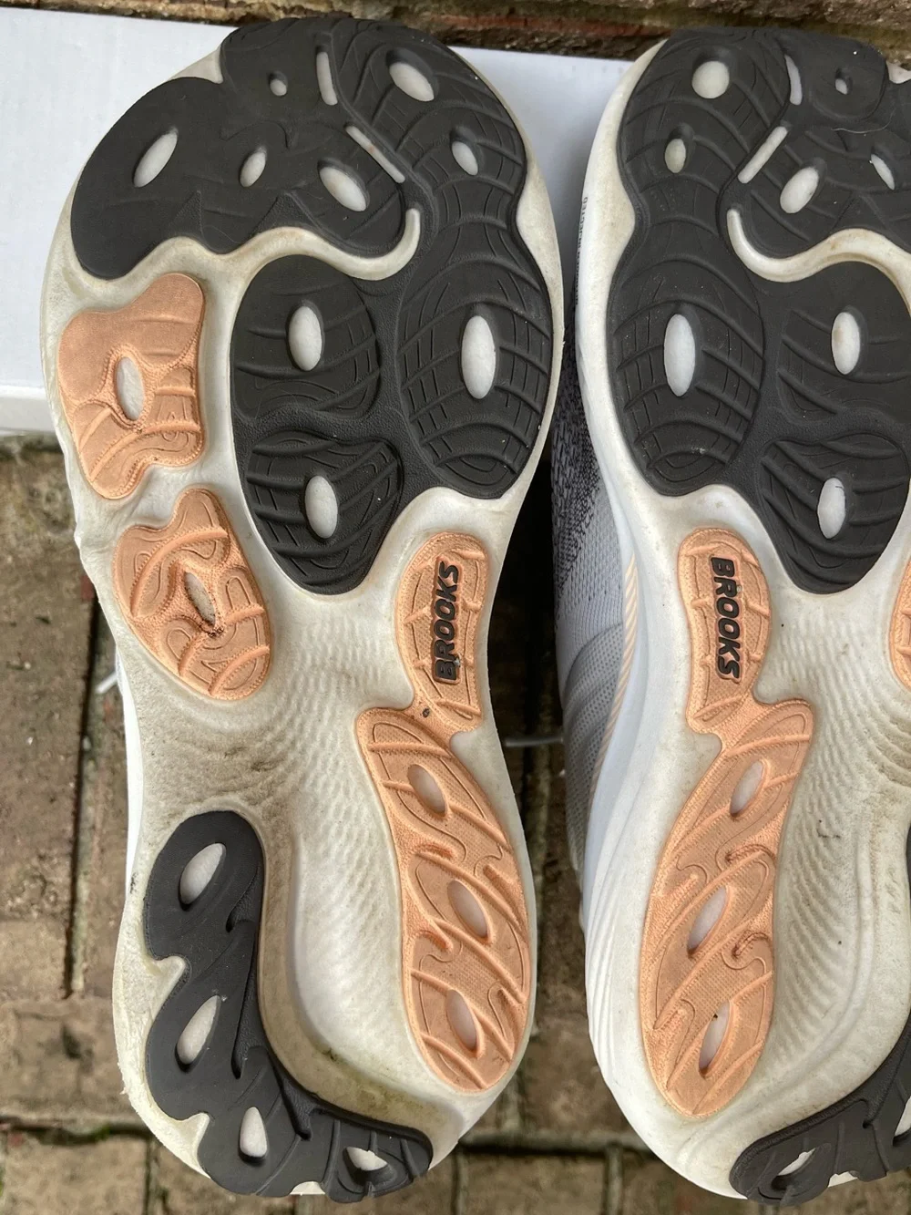 Brooks Women's Adrenaline GTS Athletic Shoes - Light Gray with Peach Accents